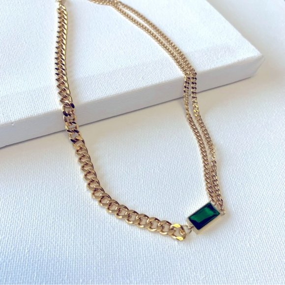 18K Gold Plated Vintage Emerald Asymmetric Cuban Necklace - Picture 11 of 12